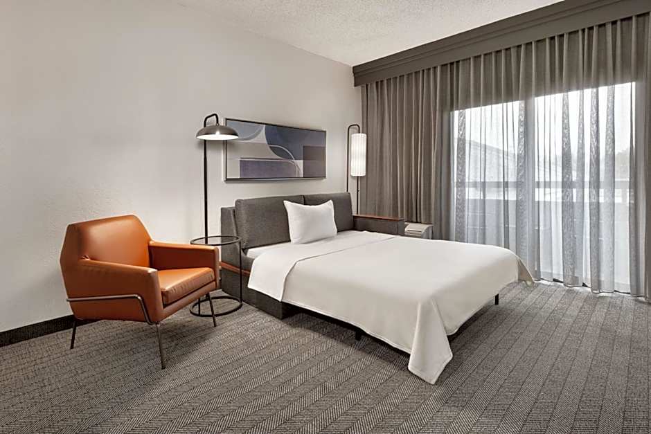 Courtyard by Marriott Memphis Airport