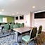 Rodeway Inn & Suites Williamsburg Central