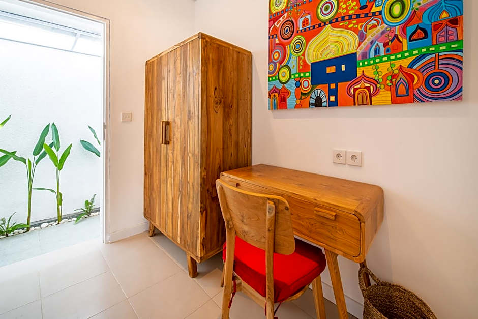 Elsies Villa - With Cook, Butler, Private Gym and Pool Table