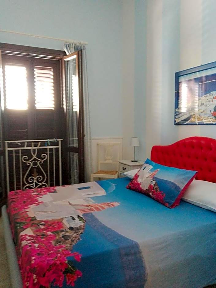 AFFITTACAMERE A TRE MINUTI IN SPIAGGIA Il Veliero