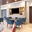 Holiday Inn Express & Suites Racine By IHG