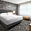 Embassy Suites by Hilton Hampton Convention Center