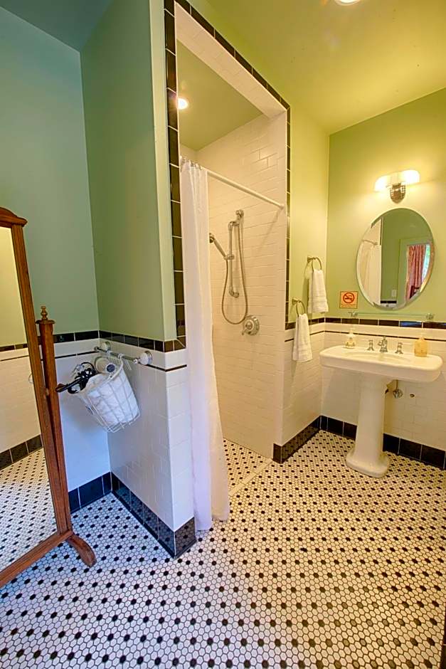 Historic Tapoco Lodge Resort