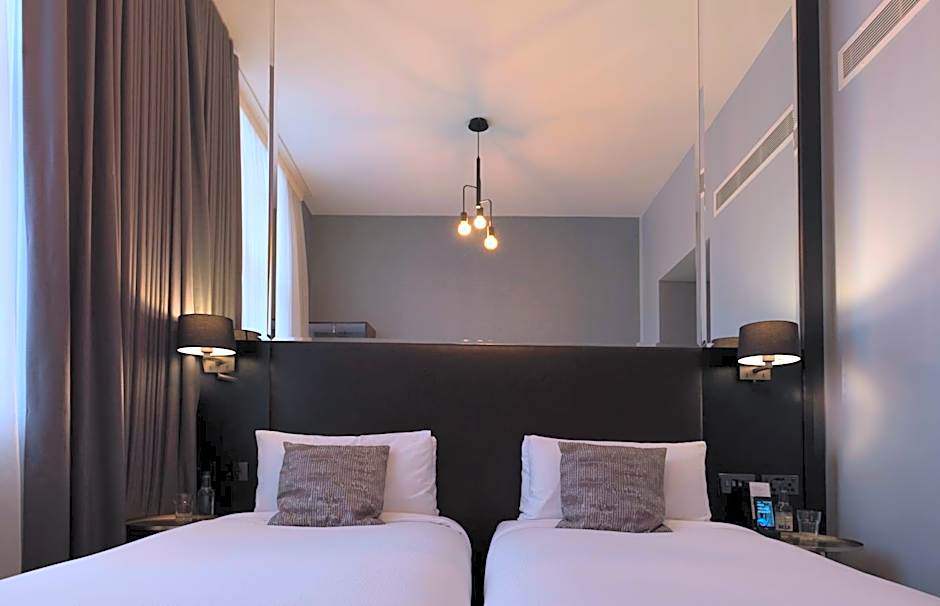 Camden Enterprise Hotel