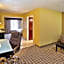La Quinta Inn & Suites by Wyndham Hot Springs