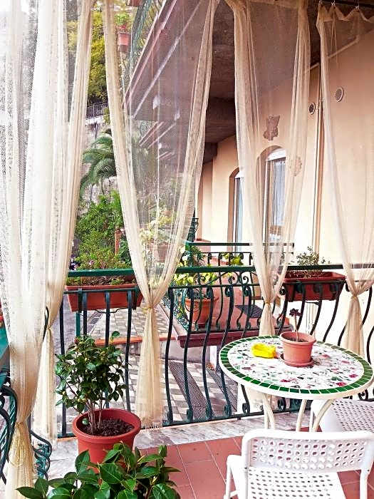 B&B Rosangela