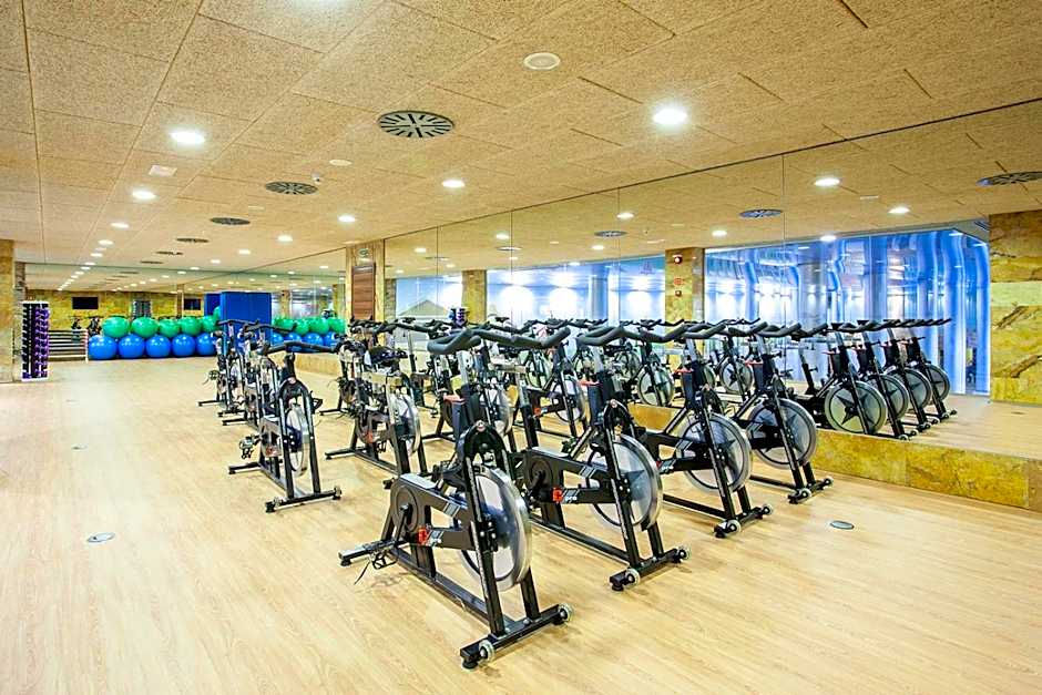 Grupotel Playa de Palma Suites & Spa