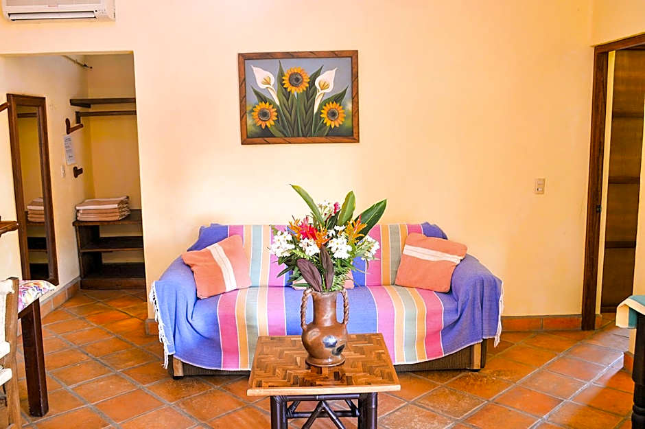 Hotel Casamar Suites
