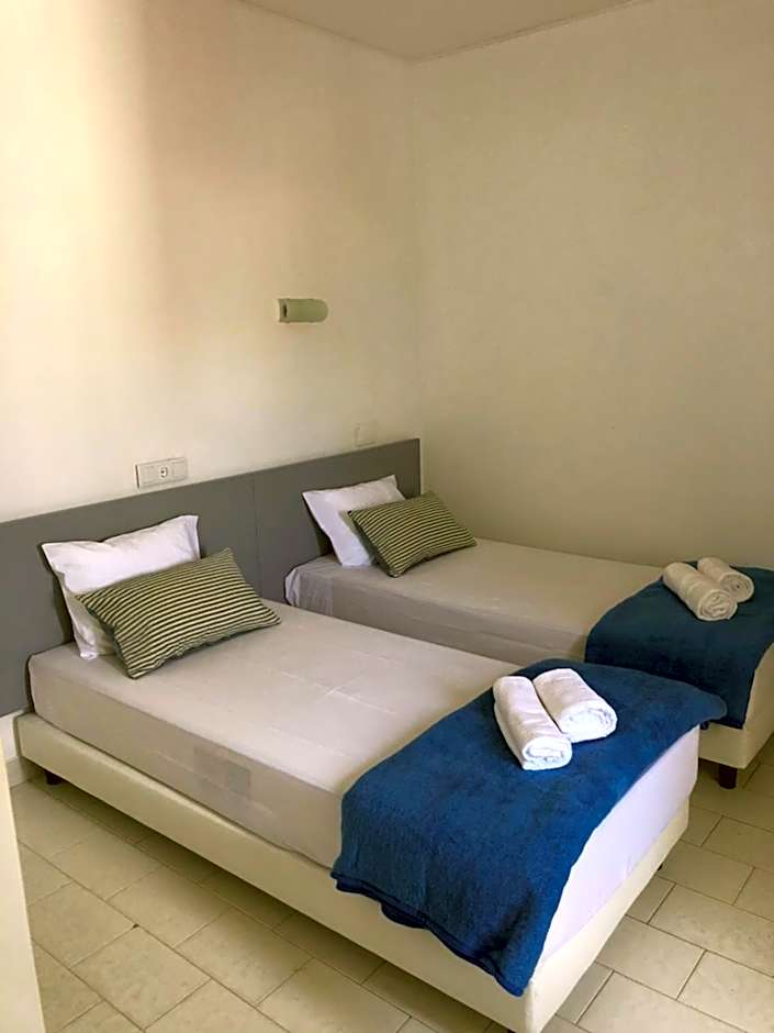 Central Atlantic Beach Guesthouse