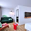 Moxy by Marriott Paris Bastille