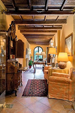 Piazza Nova Guest House