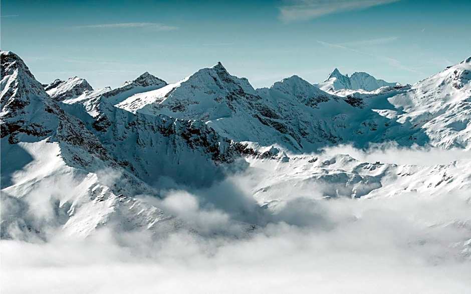 Österreichischer Hof-im Bademantel direkt in die Alpentherme
