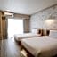 Hotel 385