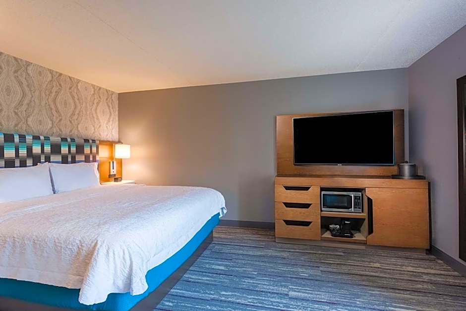 Hampton Inn By Hilton & Suites Herndon-Reston