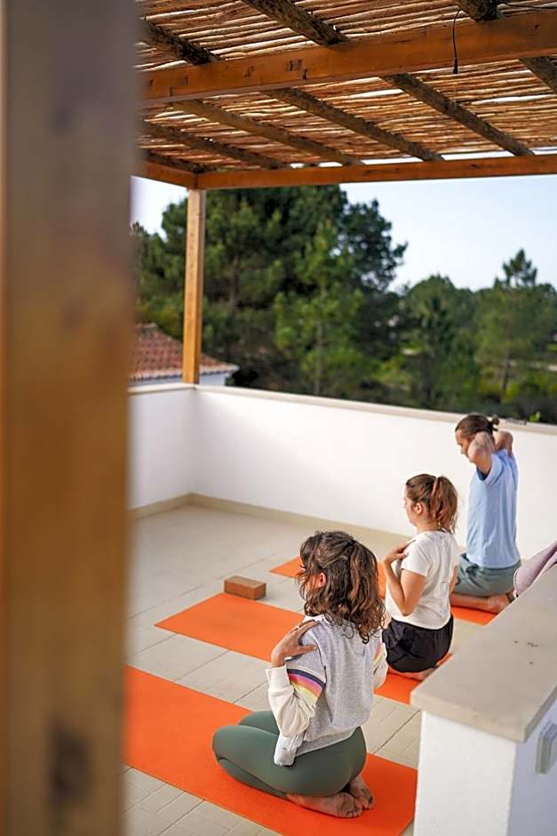 Birds of Paradise - Boutique Surf Lodge