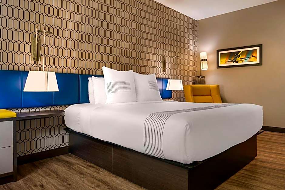 GLo Best Western Asheville-Blue Ridge Parkway