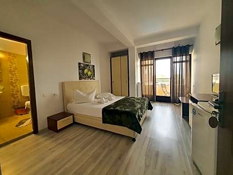 Twin Room with Bathroom