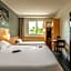 ibis Issoire