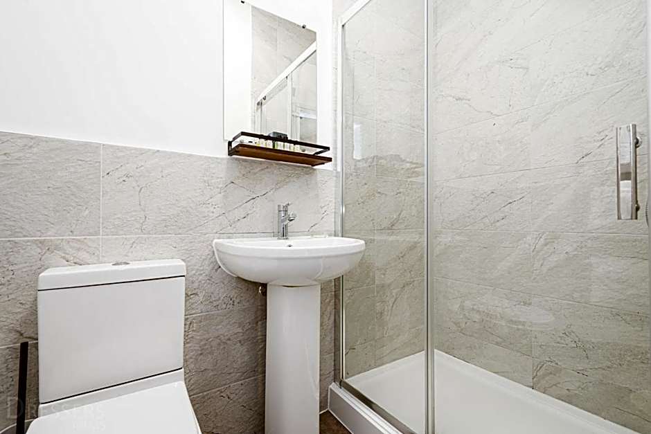 Rooms at The Dressers Arms