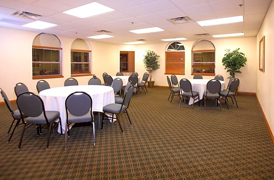 Country Inn & Suites by Radisson, Lincoln North Hotel and Conference Center, NE