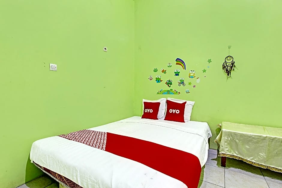 Hotel O Cahyo Kost 1
