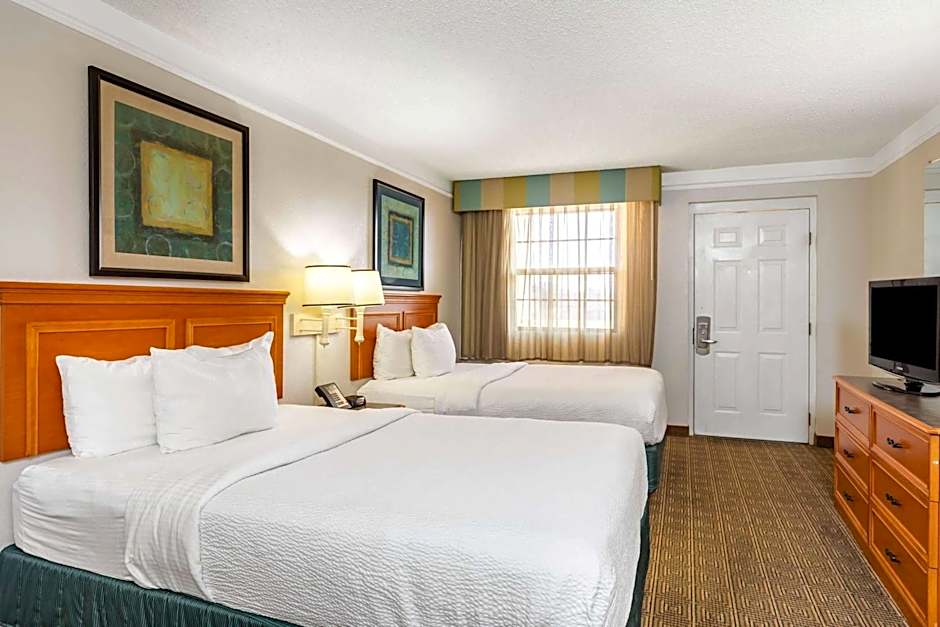 La Quinta Inn & Suites by Wyndham El Paso West
