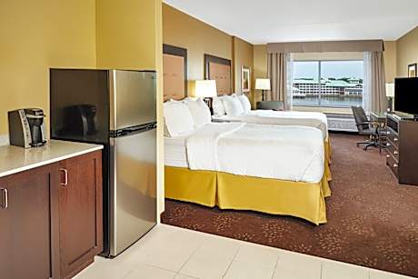 Suite with Two Queen Beds