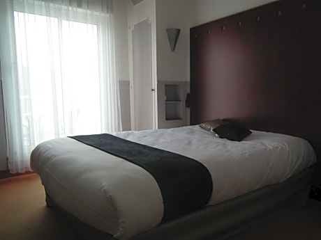 Double Room with Small Lake View