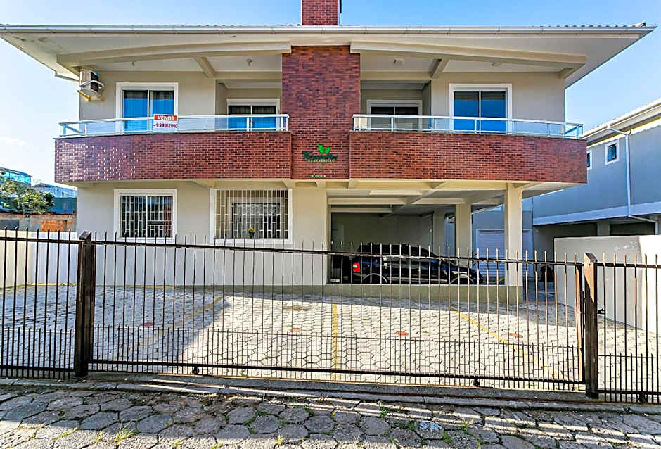 Costão do Santinho/Churrasqueira e ar - VER102