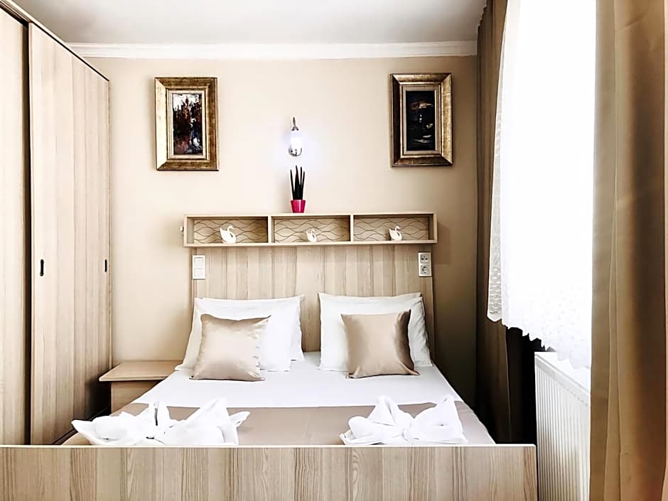 Carvan HOTEL