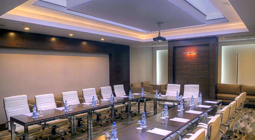 QafqaZ Baku City Hotel & Residence