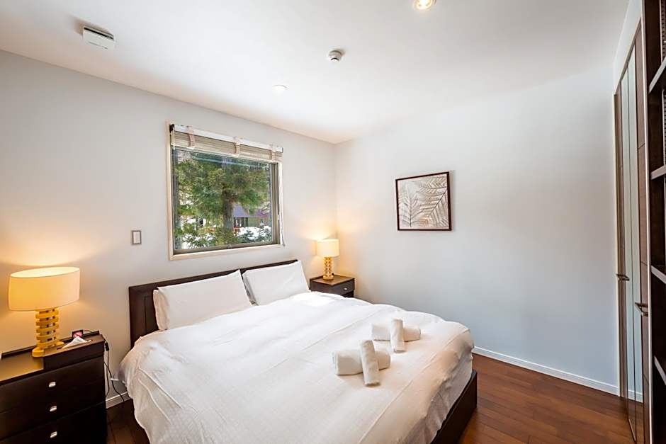 Phoenix Chalets by HHG