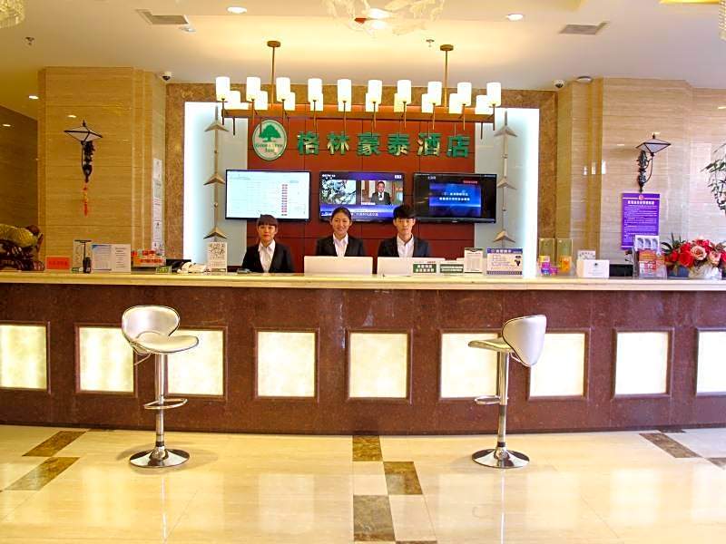GreenTree Inn Liaoyuan Zhongkang Street Longjihuadian Business Hotel