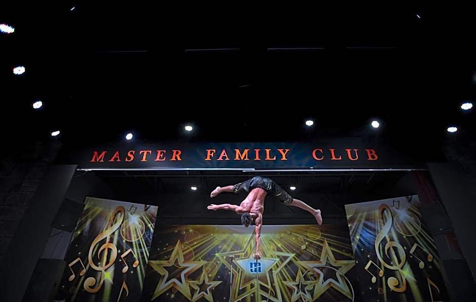 Master Family Club