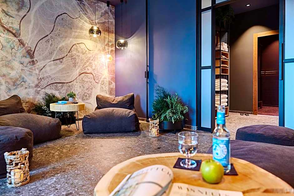 me and all hotel Kiel, by Hyatt