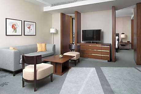 King Suite with Terrace and Garden
