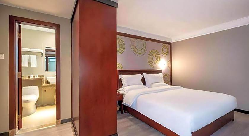 Greentree Inn Nanning Langdong Hotel