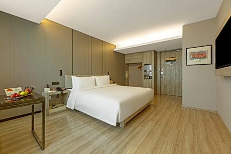 Atour - Executive King Room with Garden View
