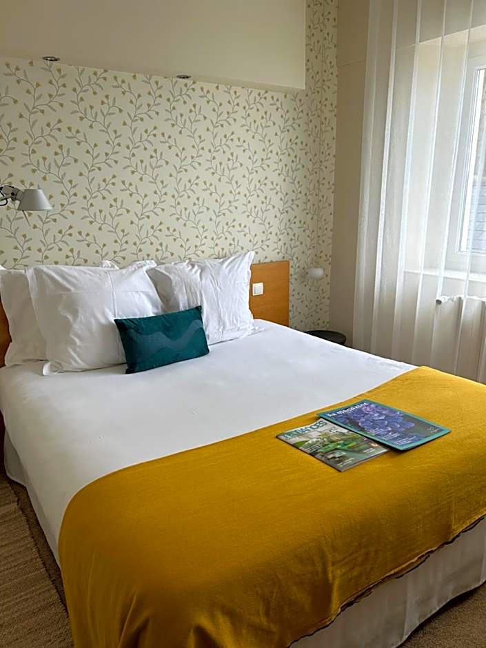 Hôtel De La Vallée