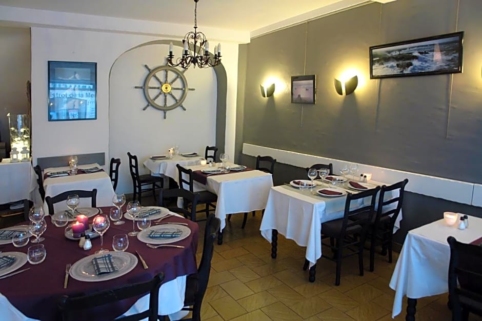 Logis Hôtel les Chardons Bleus