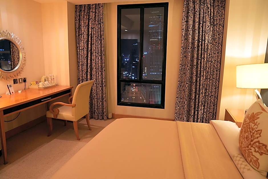 Photo 1 of 4 of Diplomatic Suite