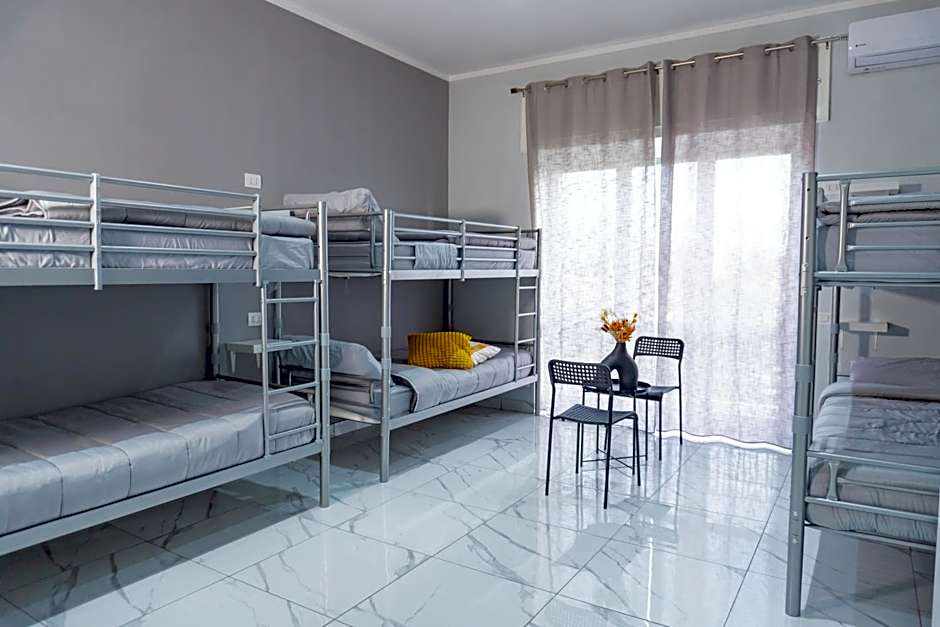 Hostel Partenope