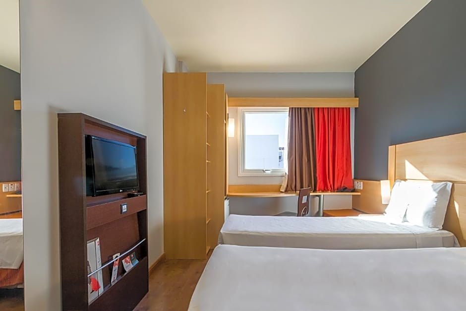 IBIS Barretos