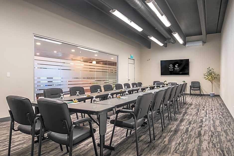 Quality Inn & Conference Centre Kingston Central