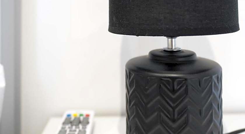 Homesly Guest Rooms - Self Check-in