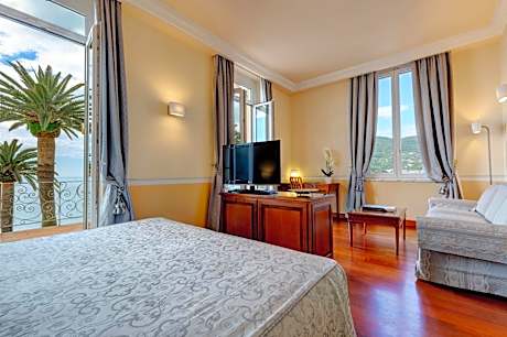 Junior Suite with Private Pool