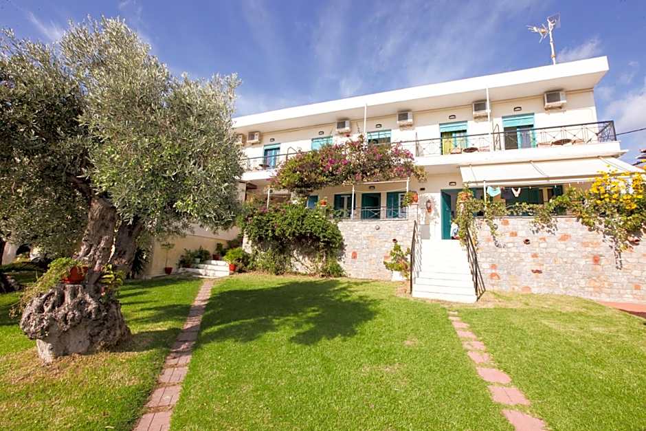 Angeliki Beach Hotel