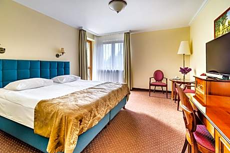 Deluxe Double Room with Balcony