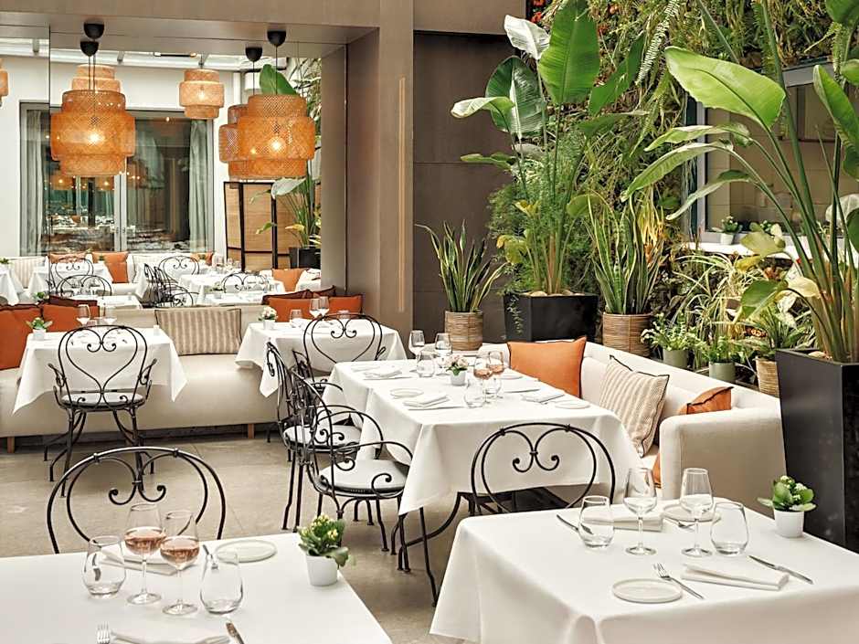 Hôtel De Sers Champs Elysées Paris