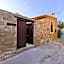 Niovi House